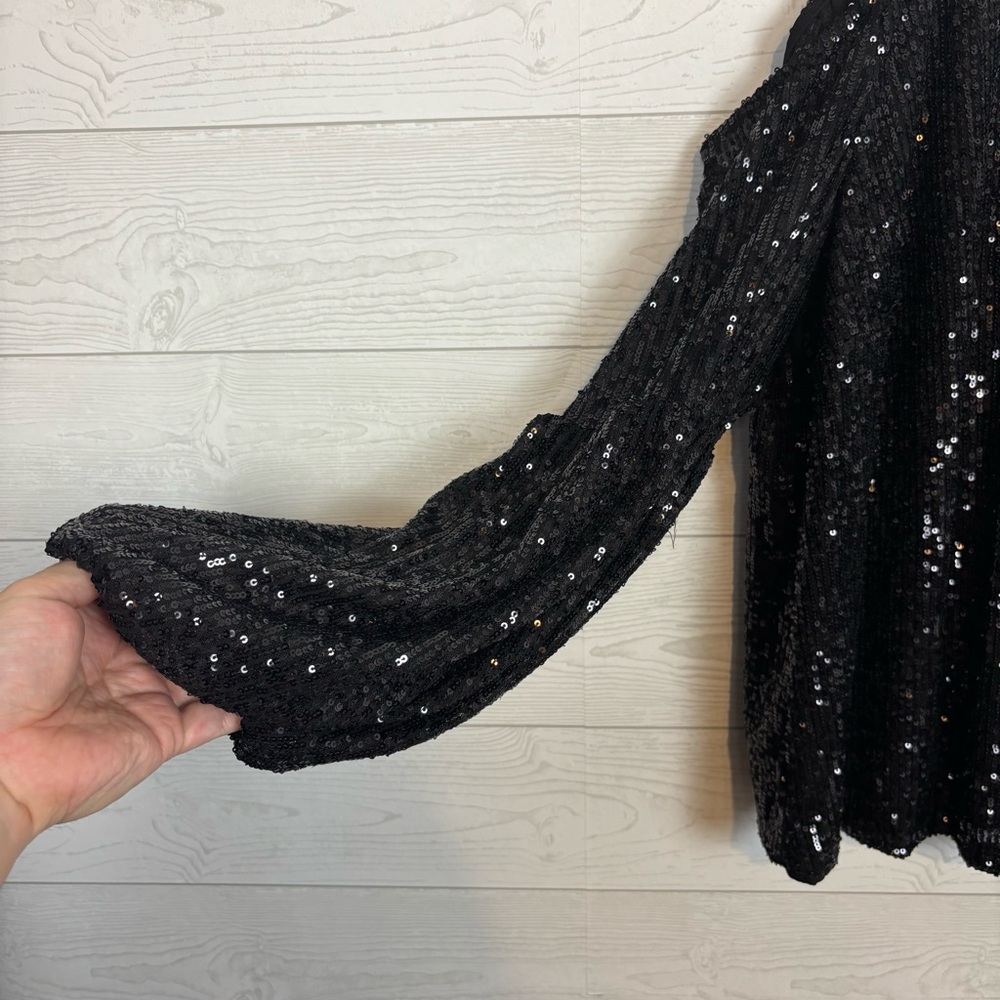 CeCe Black Sequin Cold Shoulder Blouse Size Large - Picture 3 of 9